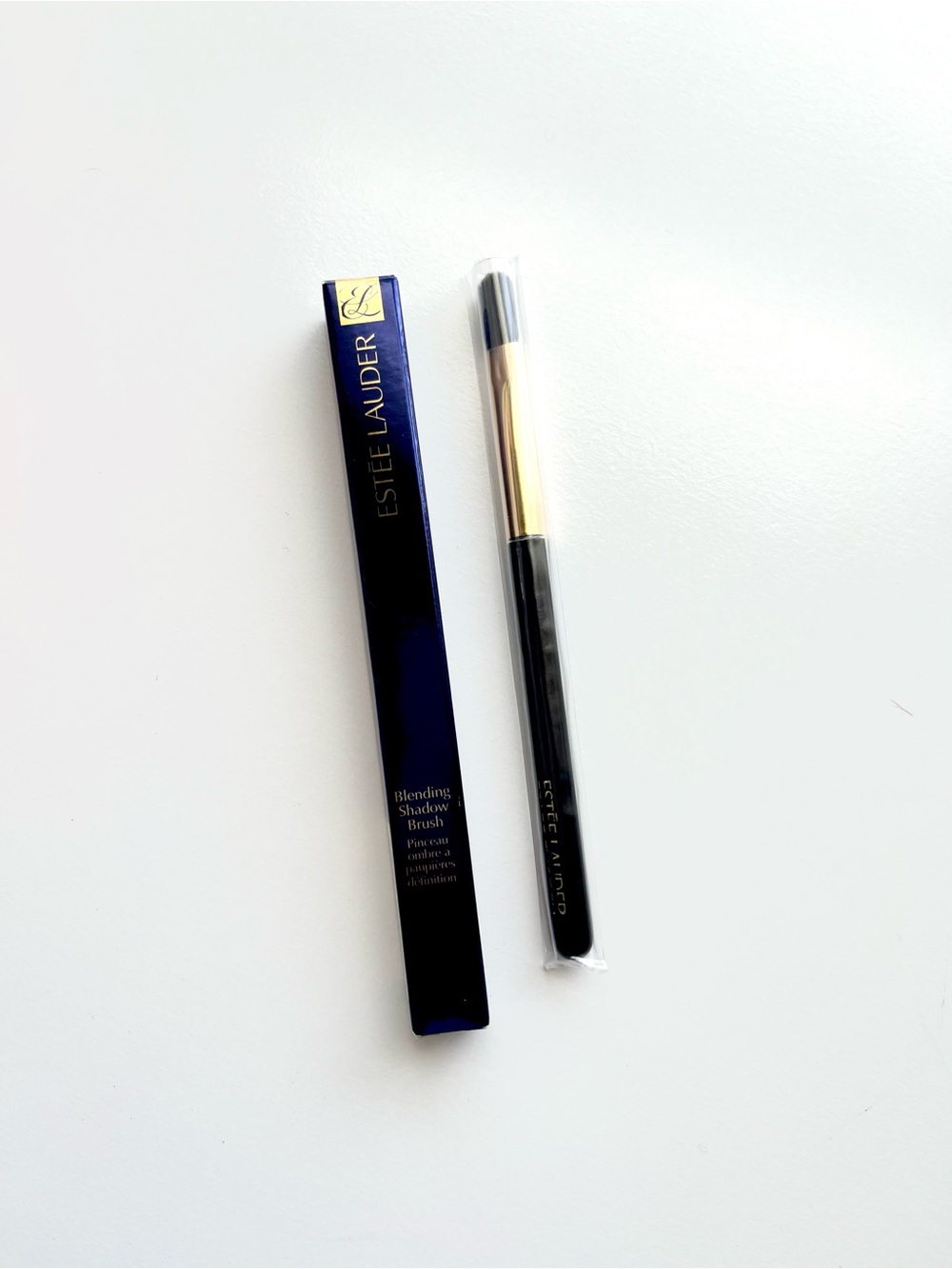 🆕 Estee Lauder eyeshadow contour brush